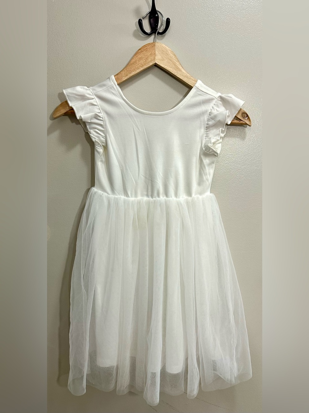 Simple White Flower Girl Dress Size 6